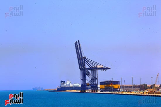 أوناش الأرصفة العملاقة
