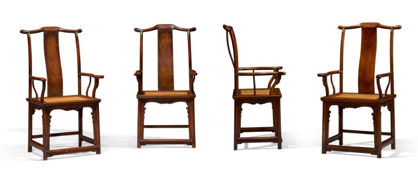 أربعة كراسى من القرن السابع عشر