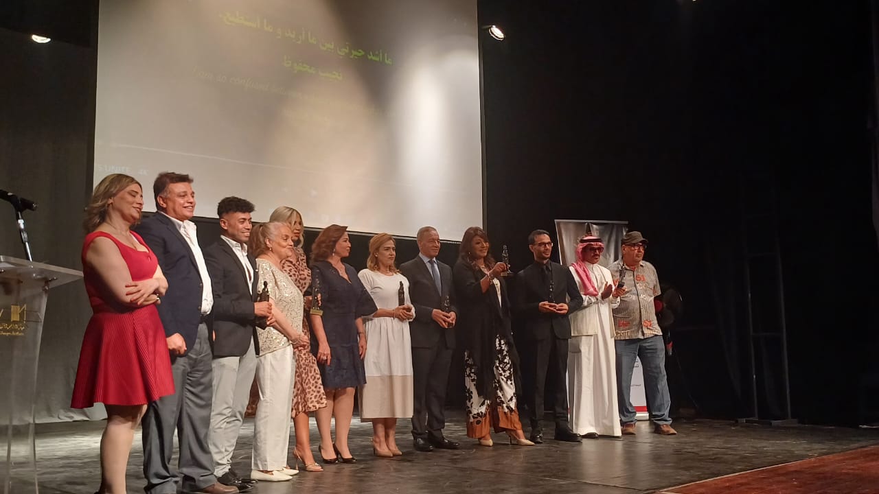تكريم هالة صدقي وسيمون ومحمد فهيم في افتتاح حفل مهرجان بردية السينمائى (1)