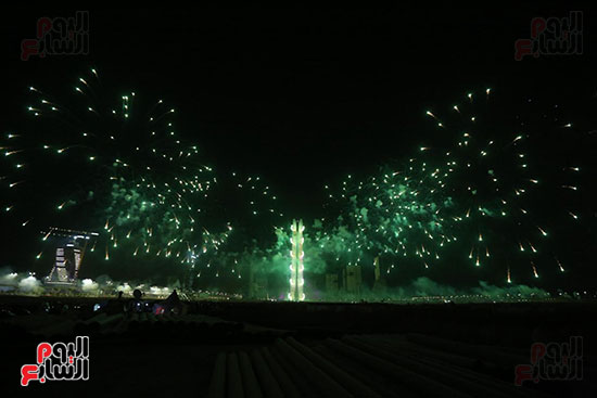 سماء العاصمة الجديدة يتزين بالأضواء
