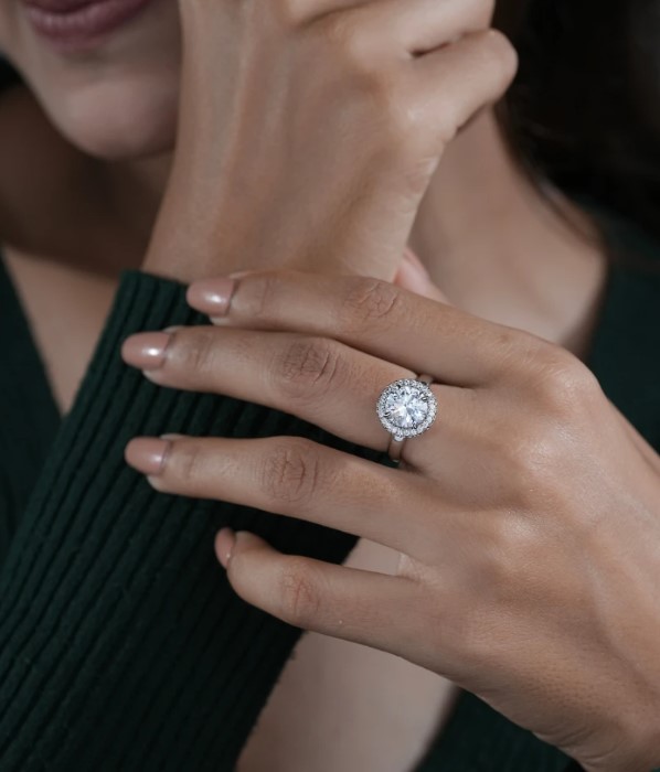 اسباب تجنب ارتداء خاتم فى الاصبع الاوسط