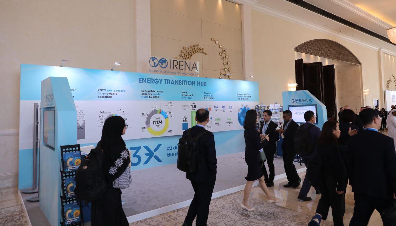 اجتماعات وكالة الطاقة المتجددة (1)