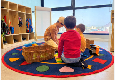 لعب الاطفال