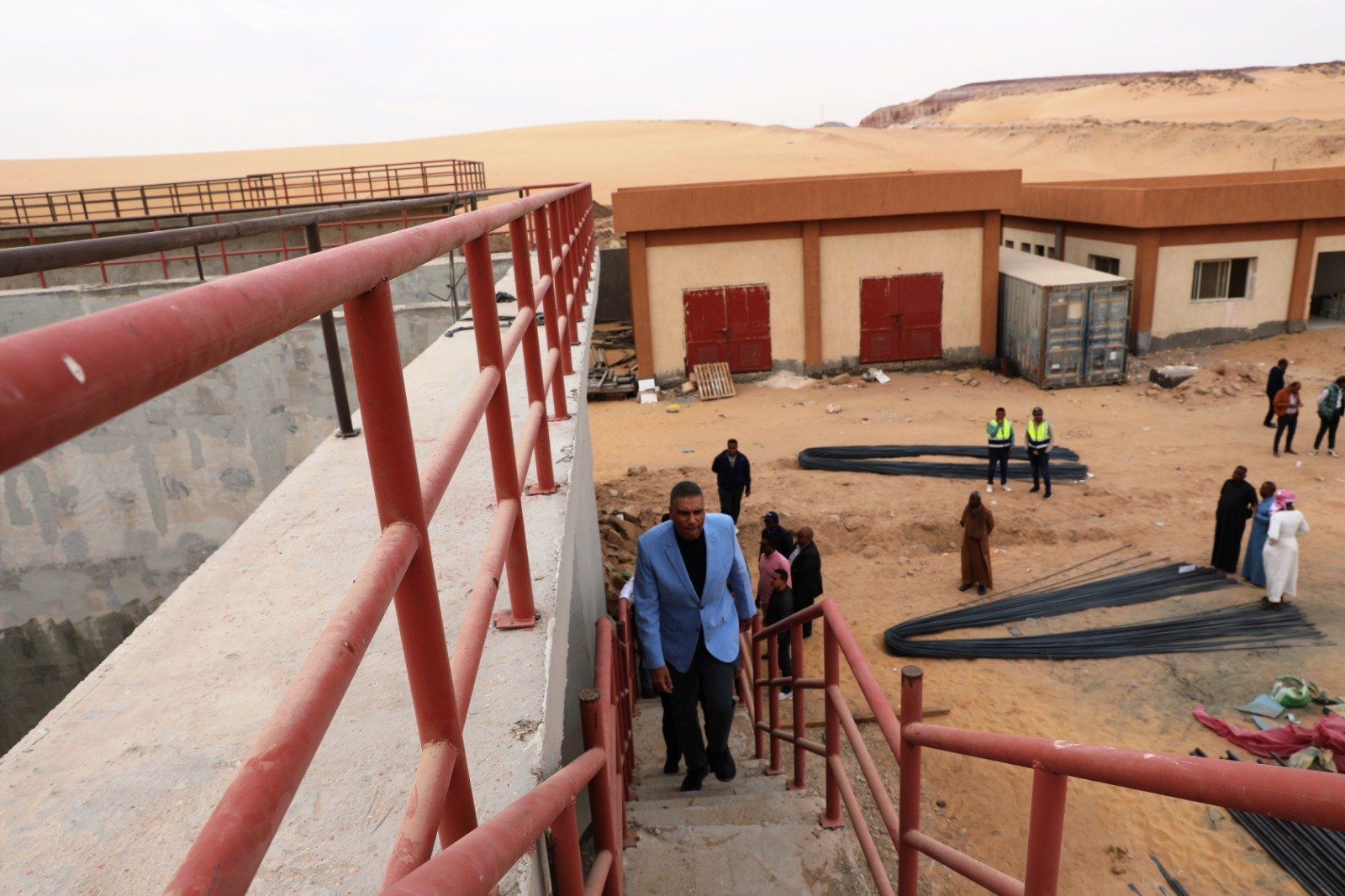 متابعة تنفيذ محطات حياة كريمة 