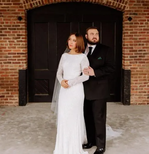 فستان زفاف هادئ