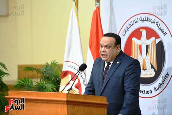 رئيس الهيئة يعلن نتائج الانتخابات رئيس الهيئة يعلن نتائج الانتخابات