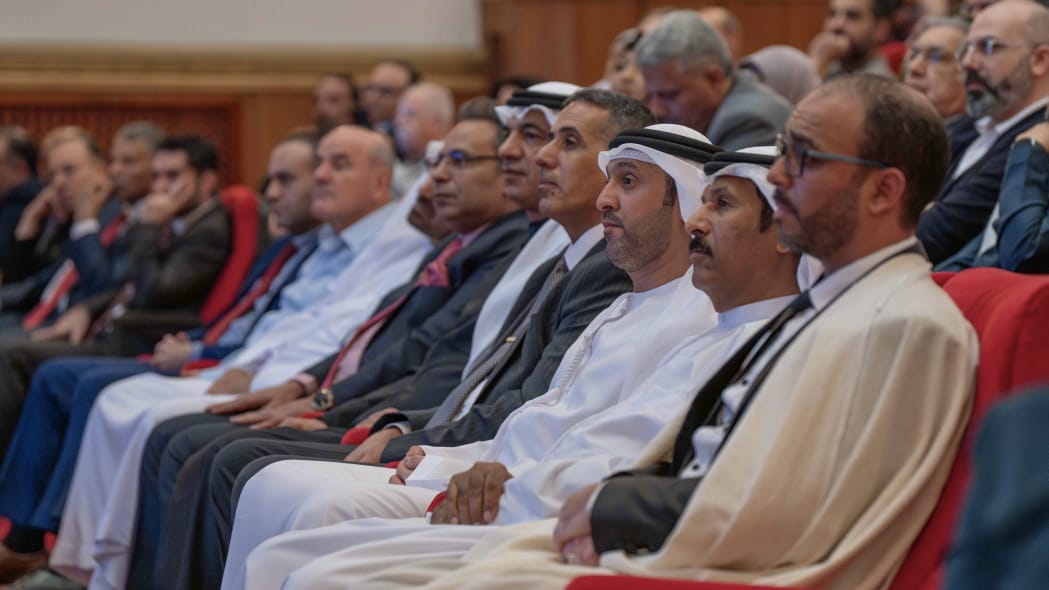 خلال الأمسية الشعرية ضمن مهرجان الشعر العربي