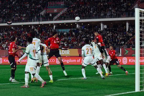 رامى ربيعة يسجل الهدف الثانى رامى ربيعة يسجل الهدف الثانى