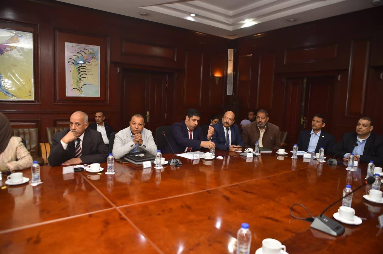 لقاء وزير الإستثمار ومحافظ الأقصر مع قطاع المستثمرين حول الأقصر