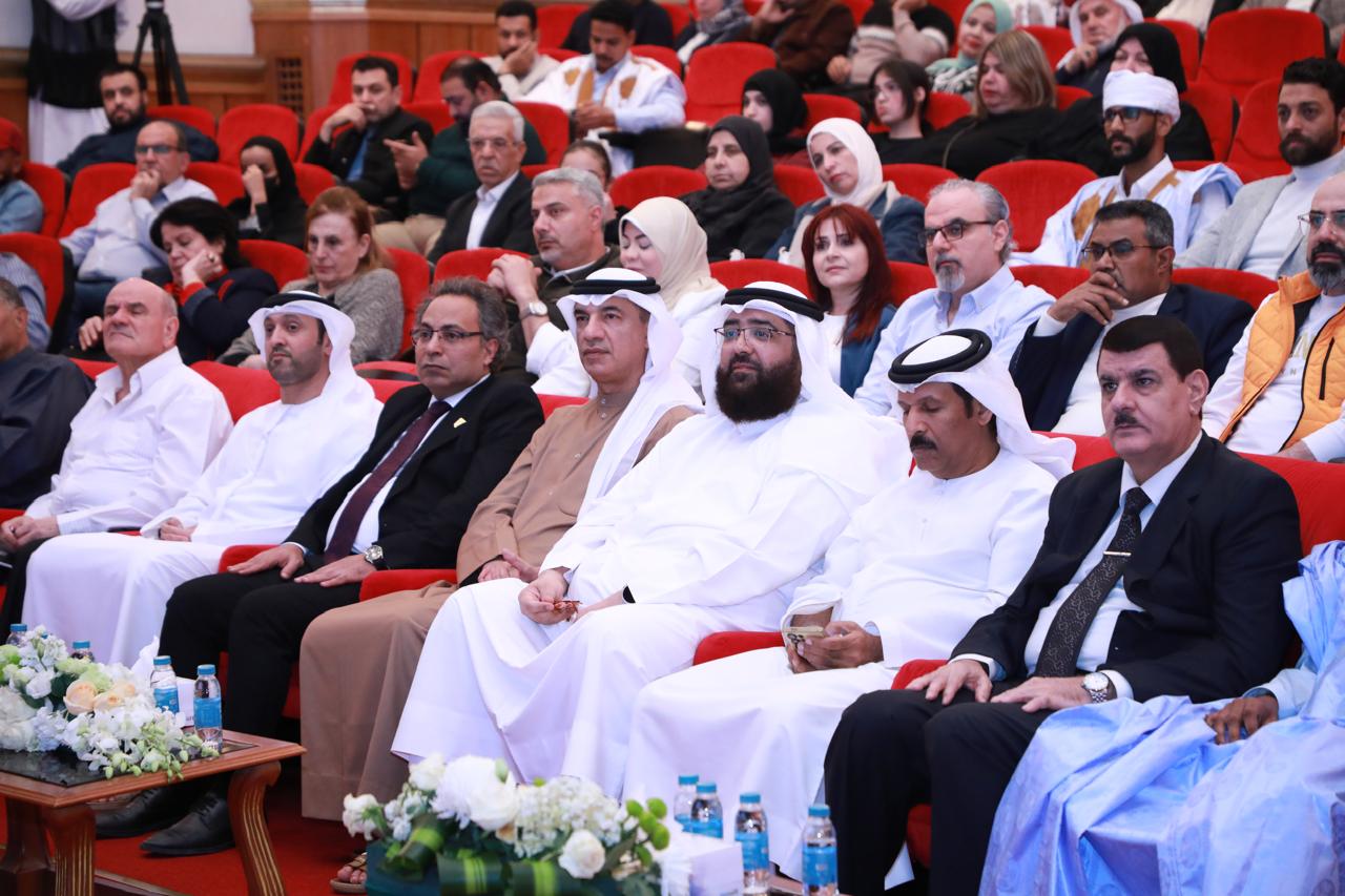 جانب من الأمسية الشعرية