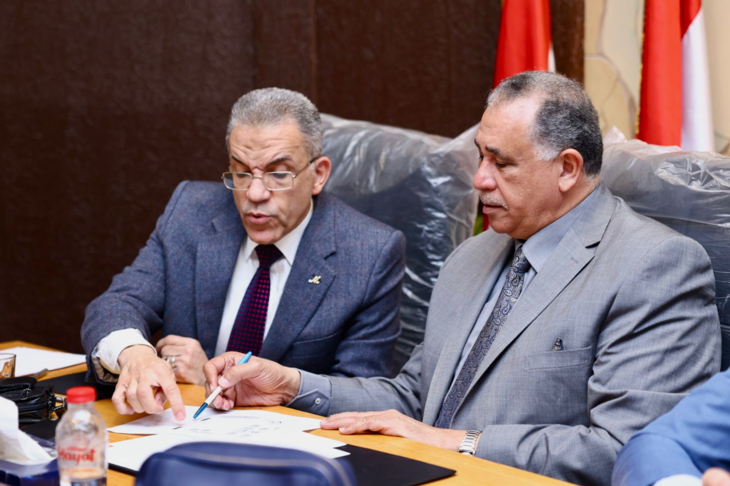 نقيب المحامين يجتمع باللجنة القضائية المشرفة على المرحلة الأولى من انتخابات النقابات الفرعية (1)