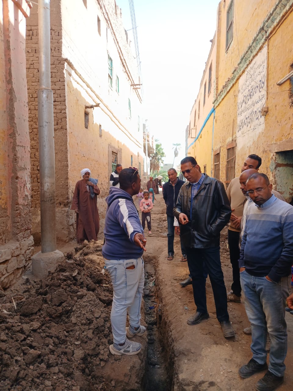 تنفيذ الوصلات المنزلية للصرف الصحي بقرية ترعة ناصر