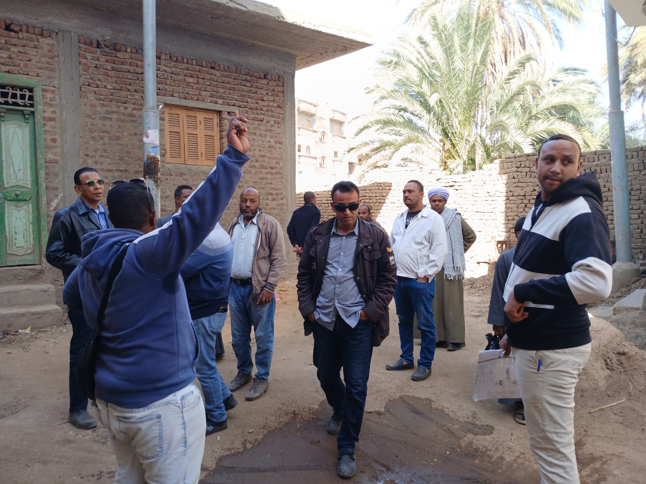 أعمال الوصلات المنزلية للصرف الصحي بقرية ترعة ناصر