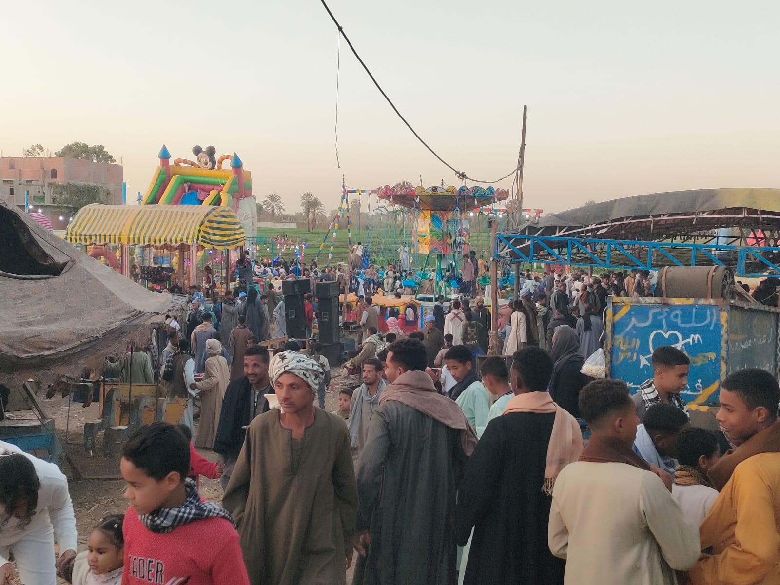 فرحة الملاهى بإحتفالات مولد سيدى أحمد إبن إدريس بقرى الدير والزينية