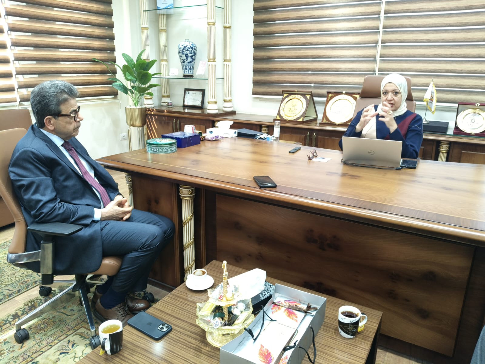 نقيب الأطباء البيطريين يلتقى أمين صندوق تطوير التعليم 