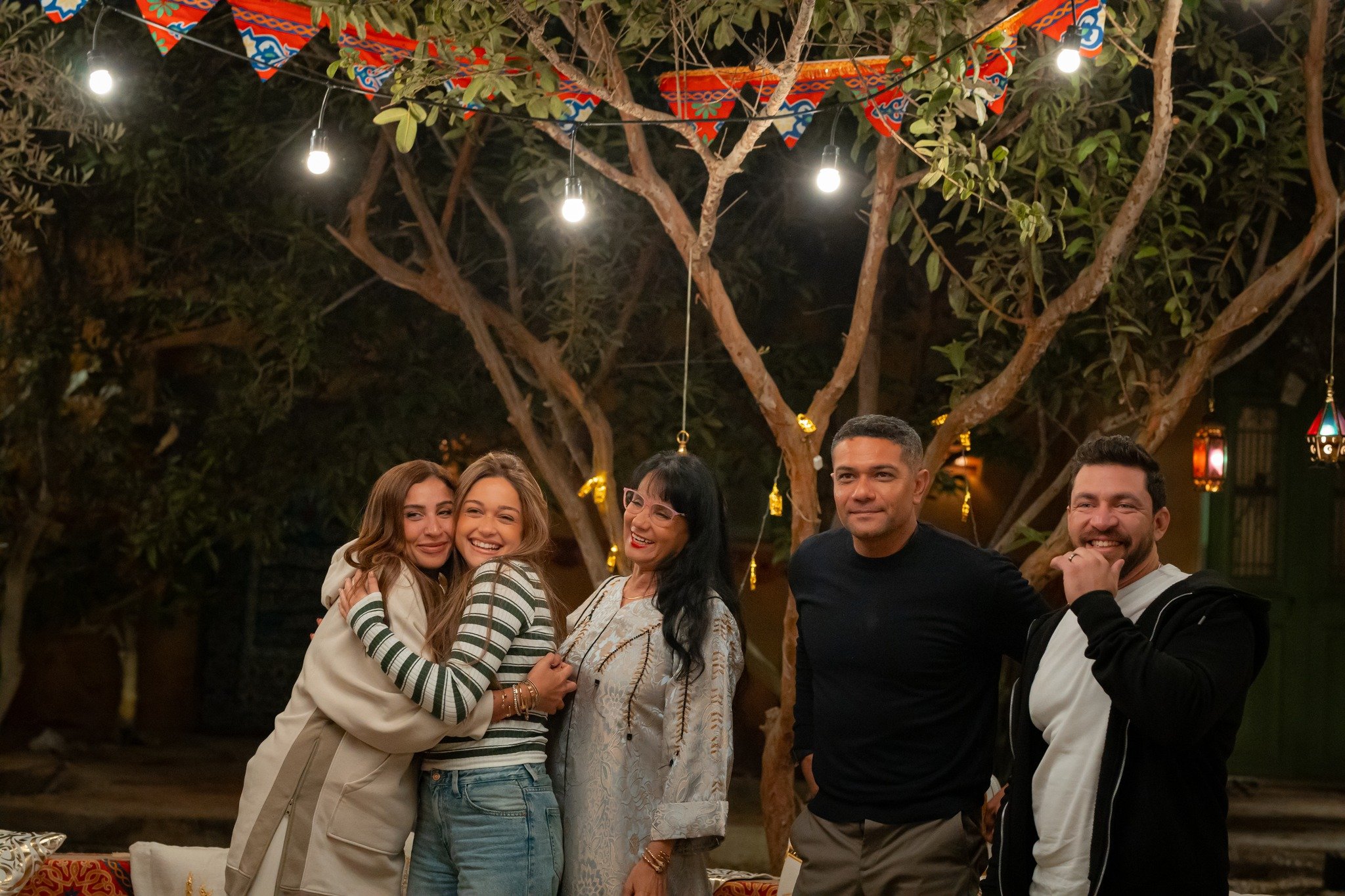 دينا الشربيني من كواليس مسلسل اتنين غيرنا دينا الشربيني من كواليس مسلسل اتنين غيرنا