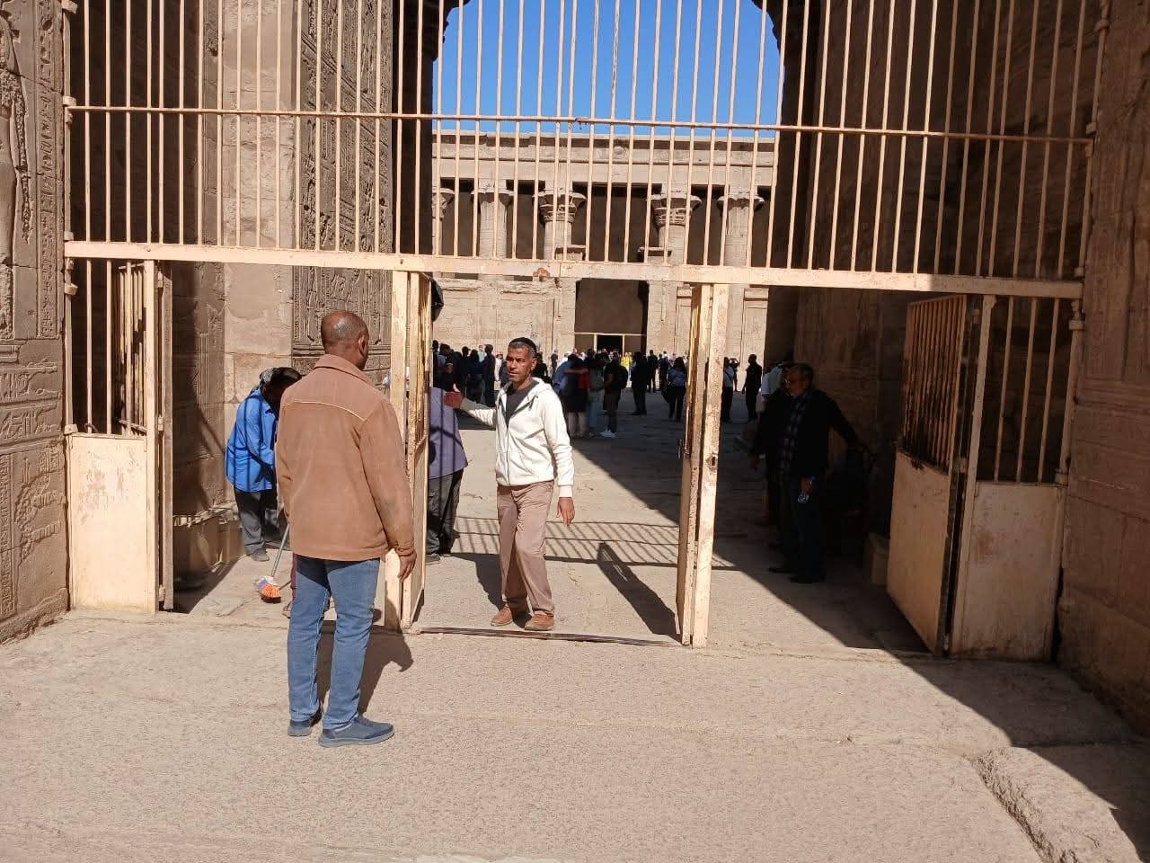 معابد أسوان 