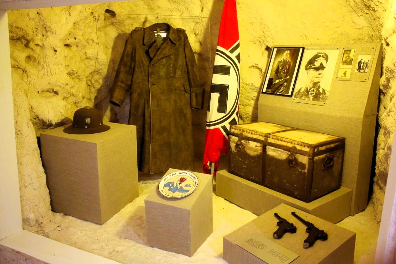 بعض مقتنيات متحف روميل - مطروح