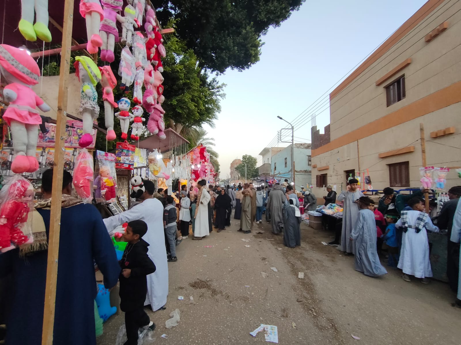 إحتفالات مولد سيدى أحمد إبن إدريس بقرى الدير والزينية بالأقصر