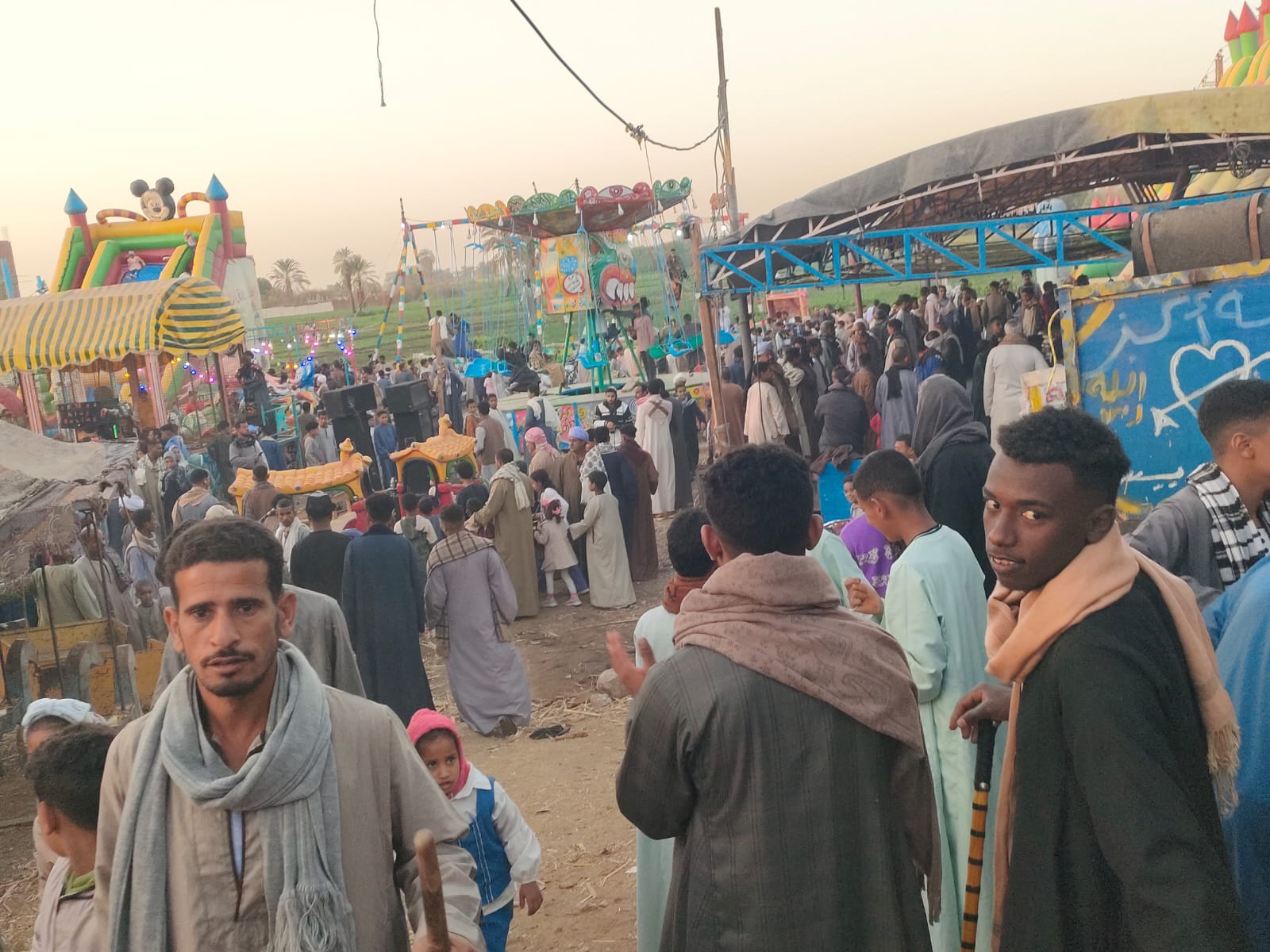 ملاهى الأطفال في إحتفالات مولد سيدى أحمد إبن إدريس