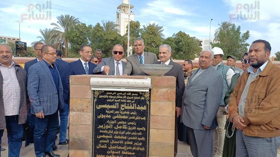 وضع-حجر-الأساس- وضع-حجر-الأساس-