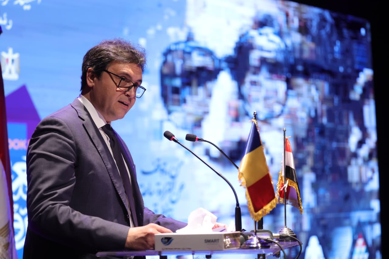 وزير الثقافة أحمد فؤاد هنو