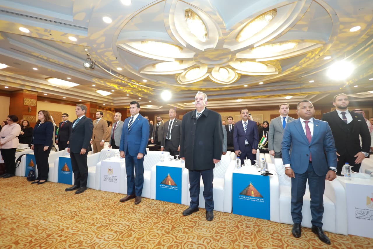 أشرف صبحي يشهد حفل ختام منتدى العاملين بالشباب والرياضة