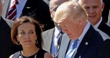 دينا باول مع الرئيس الأمريكى