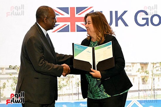 سكن لكل المصريين وفر 4 ملايين فرصة عمل