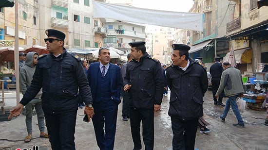 مدير-شرطة-المرافق-ورئيس-حي-الجمرك-بالإسكندرية