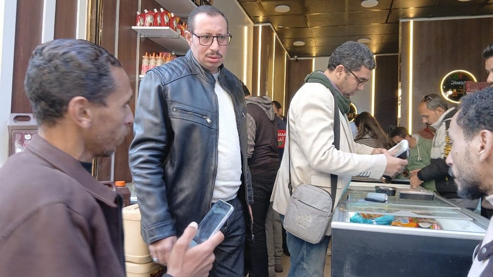 مراجعة المحلات داخل الحملة