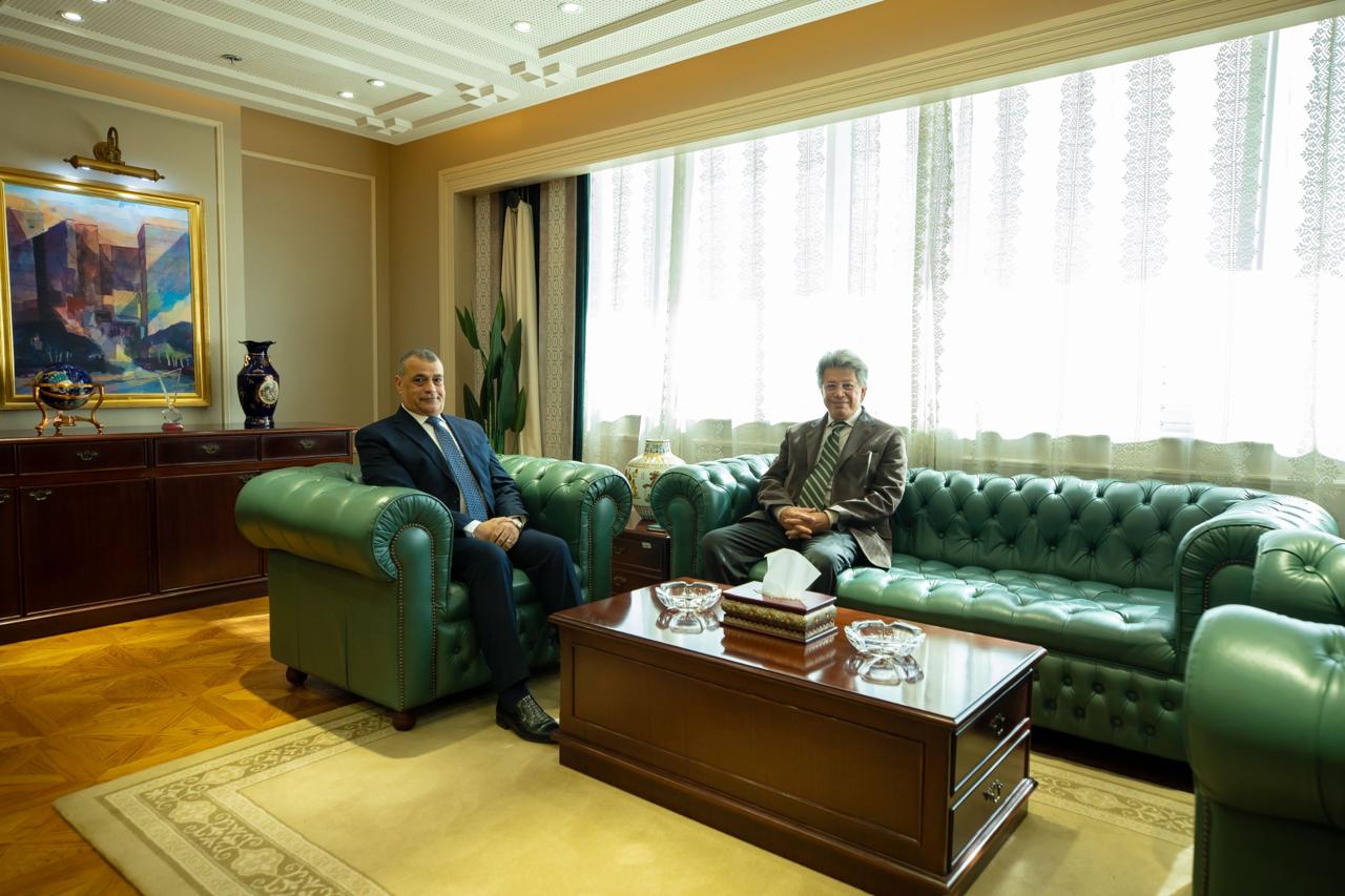وزير الانتاج يلتقى رئيس الشركة المتحدة