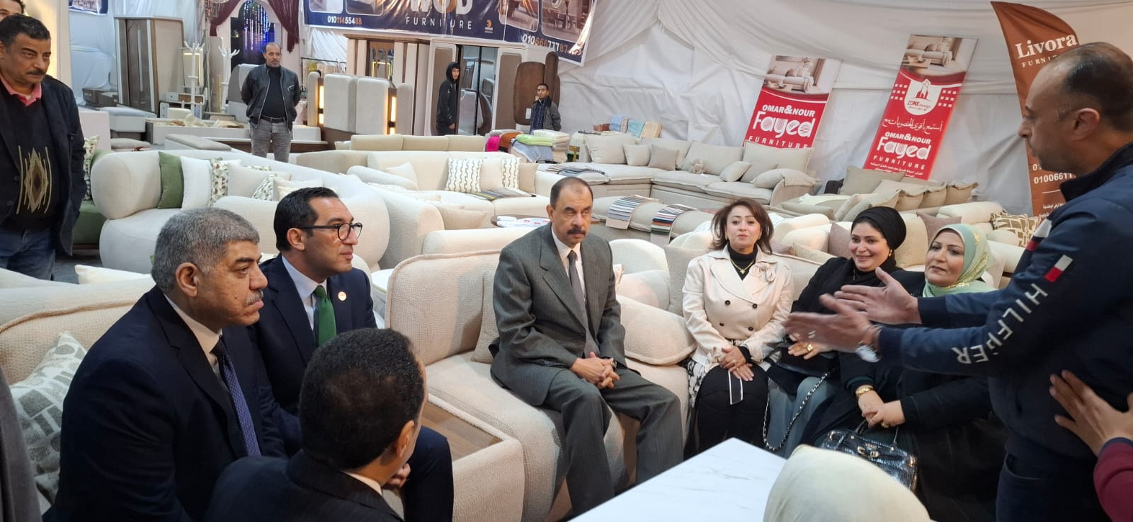 المحافظ بالمعرض اليوم 