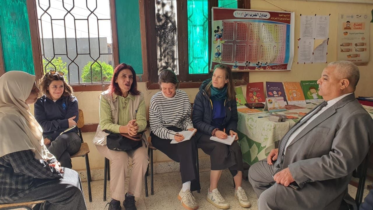 وفد حكومي ألماني يشيد بتجربة التعليم المجتمعي بمدينة الزينية