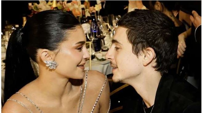 تيموثي شالاميه وكايلي جينر