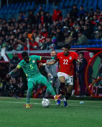 عمر مروش خلال المباراة