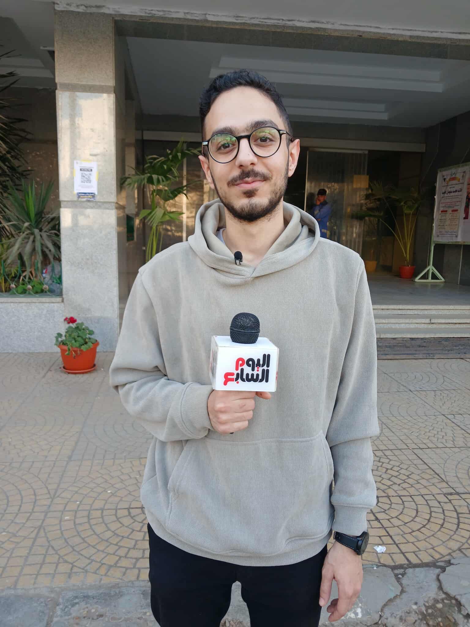 محمود يحيى طبيب امتياز بطب الزقازيق