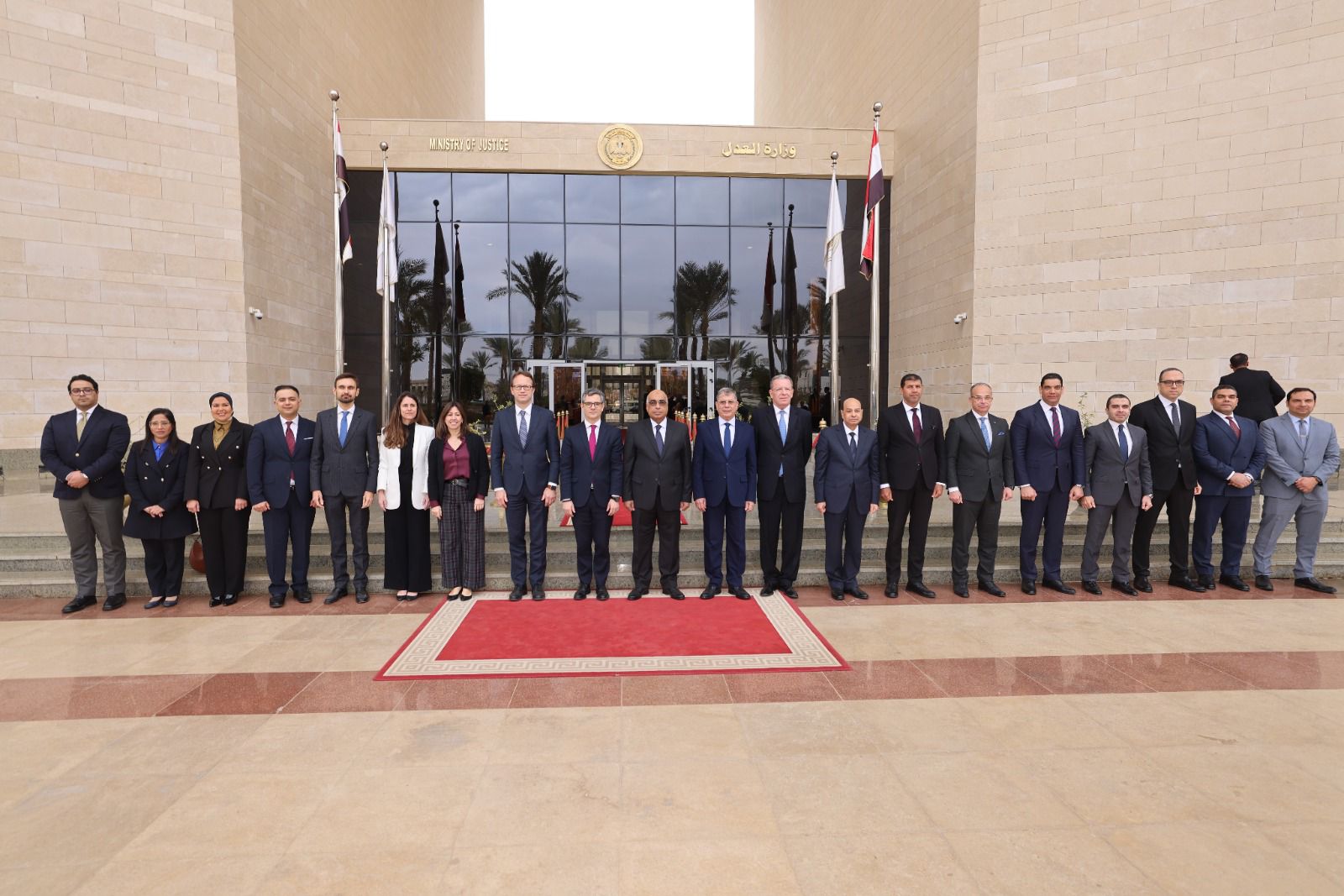 c7110446-a975-42f2-bf65-369840b39be0