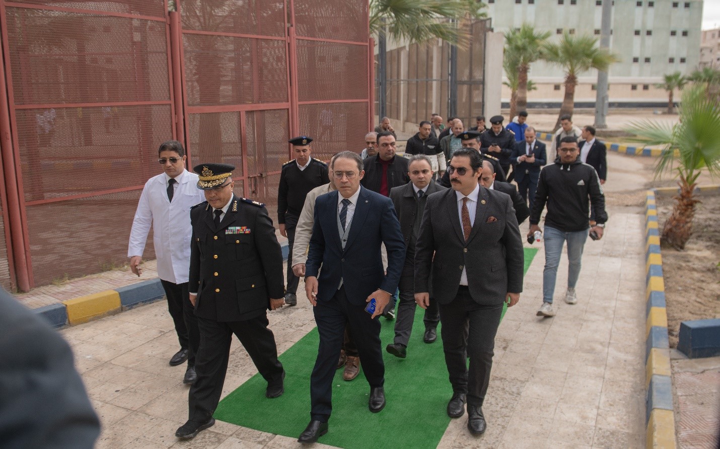 فريق النيابة العامة فى مركز اصلاح بورسعيد