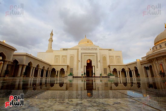 مساحة رحبة للمصلين