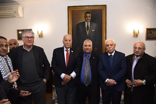 عدد من الشخصيات العامة وأعضاء التيار الناصري