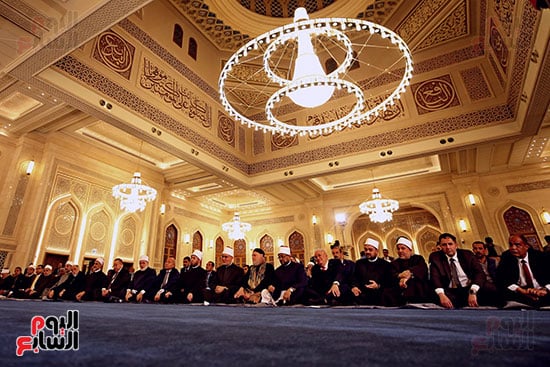 احتفال جامع بحضور وزير الأوقاف ونخبة من العلماء