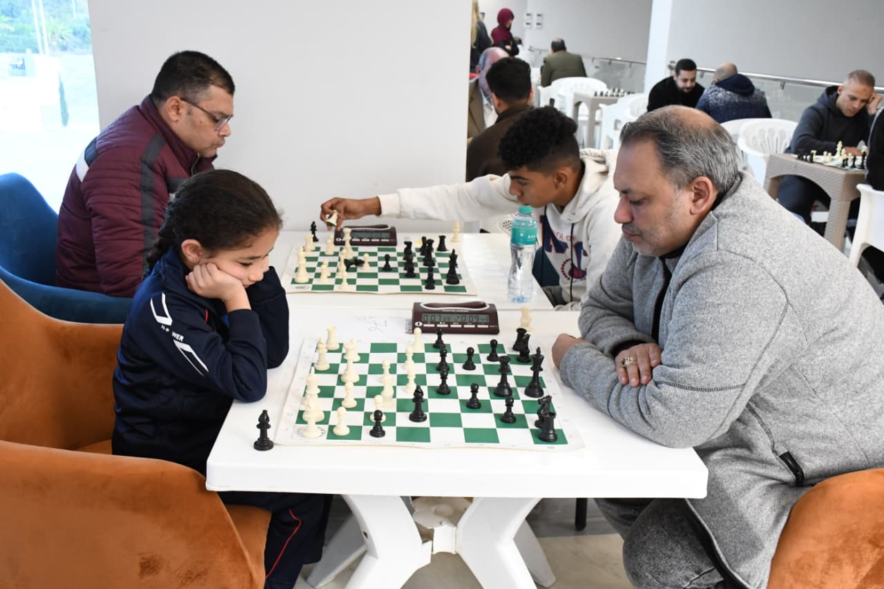 البطولة الدولية  الأولي للشطرنج  (1)