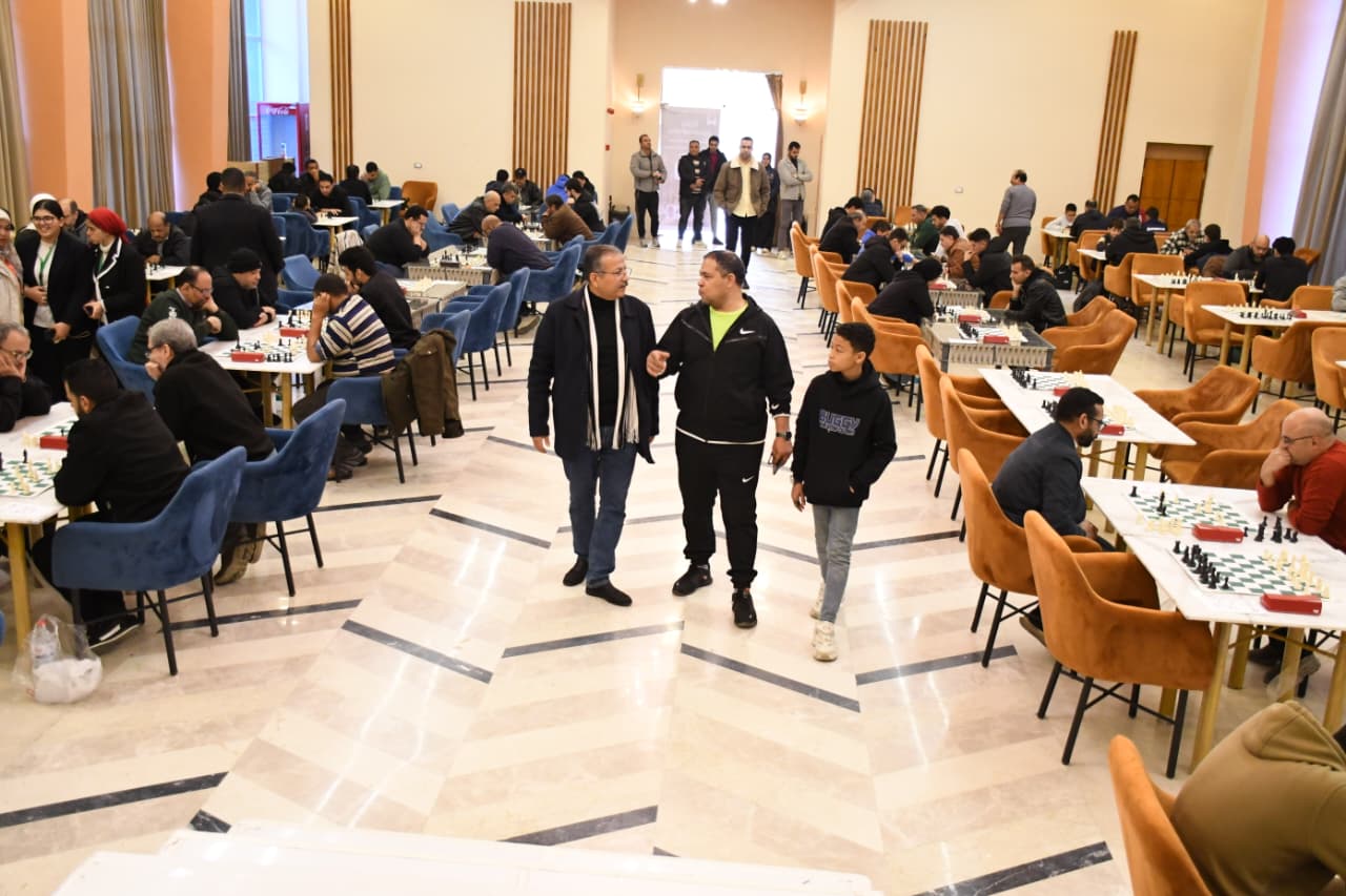 البطولة الدولية  الأولي للشطرنج  (9)