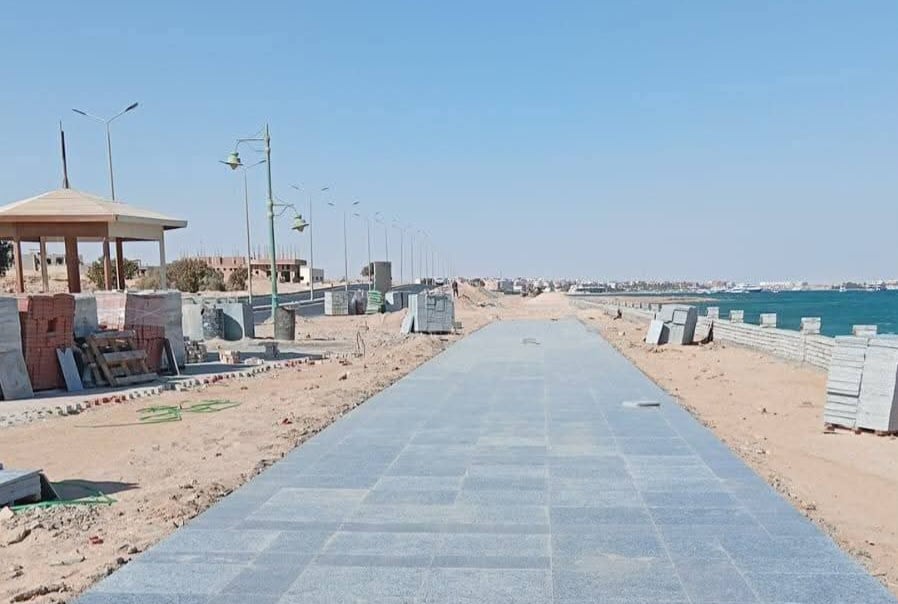 أعمال التطوير بكورنيش سفاجا 