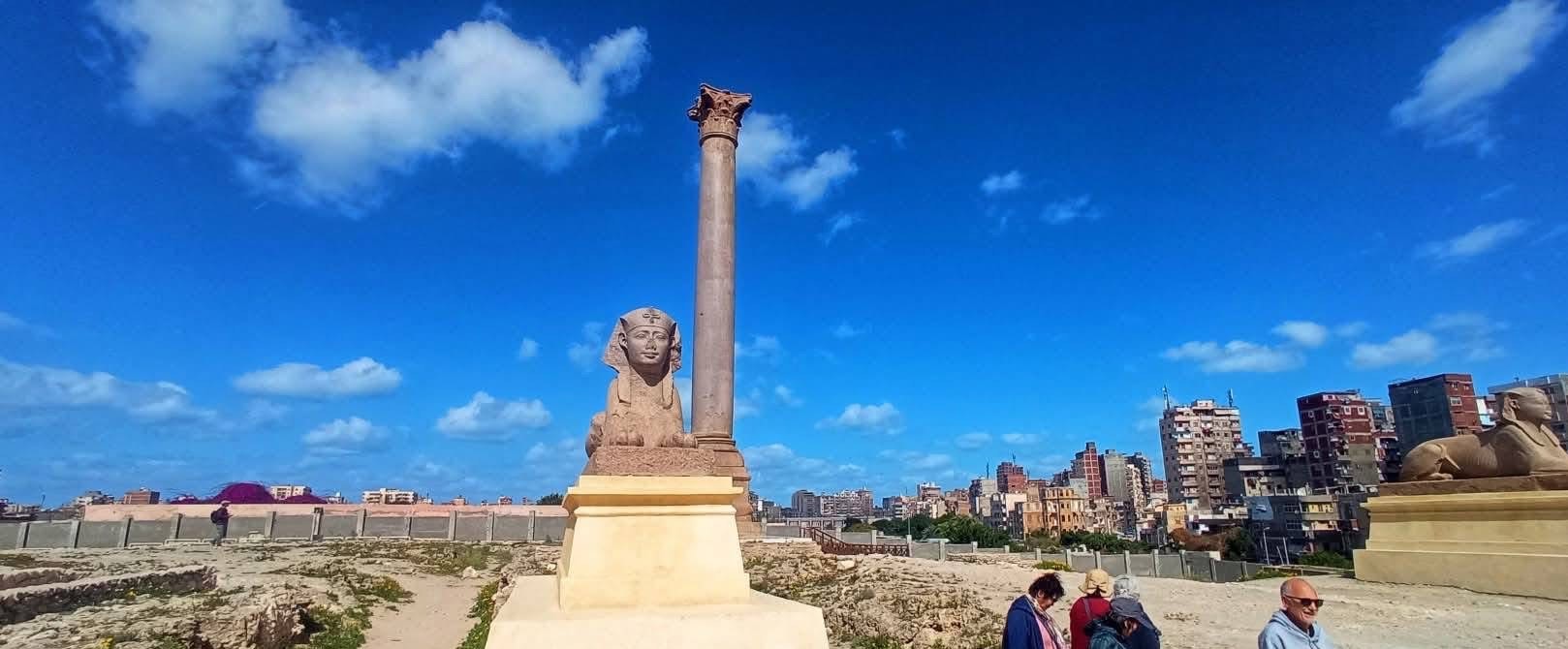 عامود الصوارى بالإسكندرية img