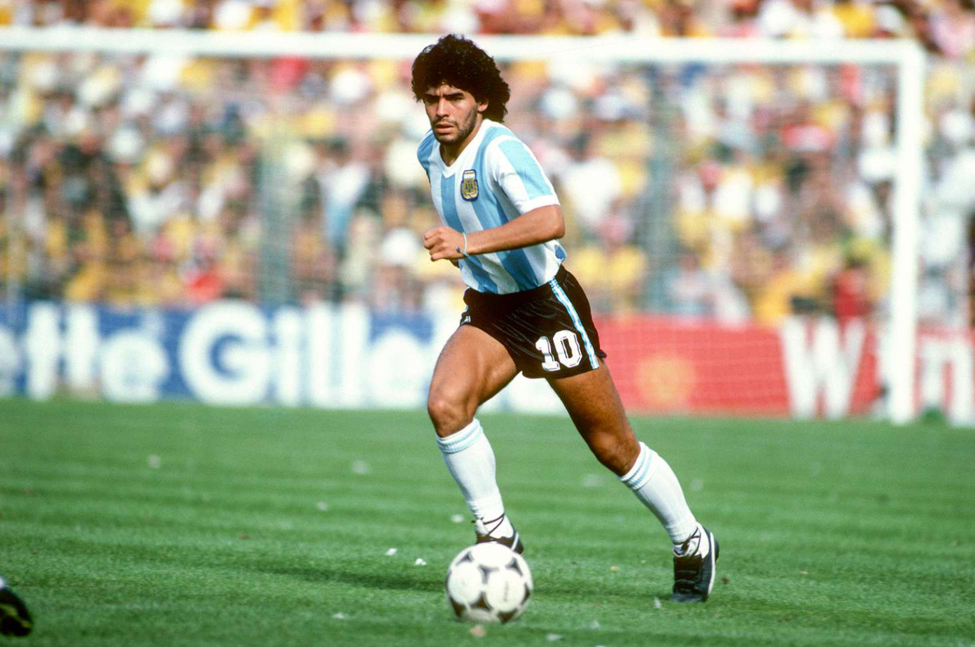 مارادونا الساحر