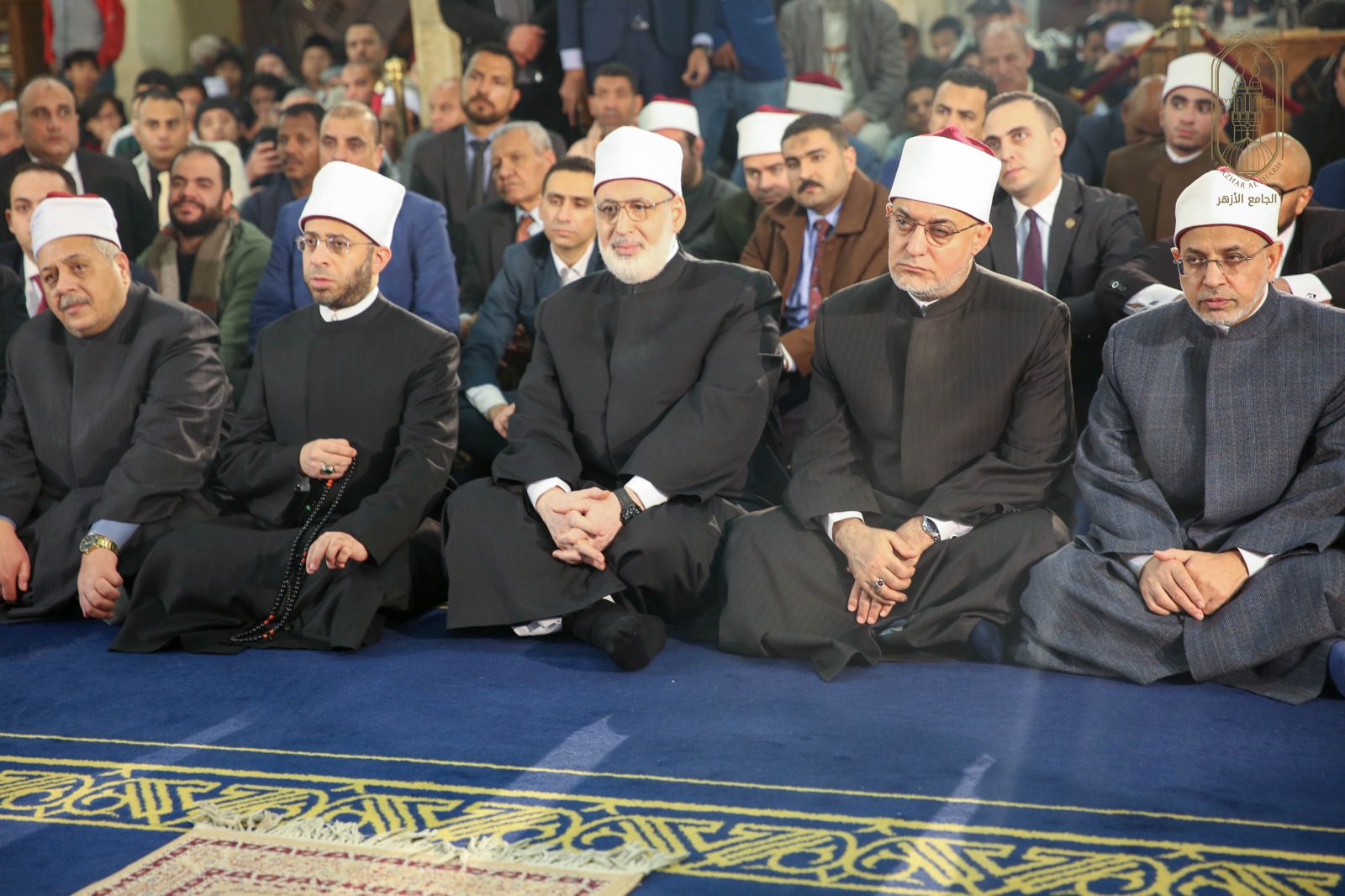 وكيل الأزهر وعدد من العلماء والوزراء والمسؤولين بالمسجد الأزهر
