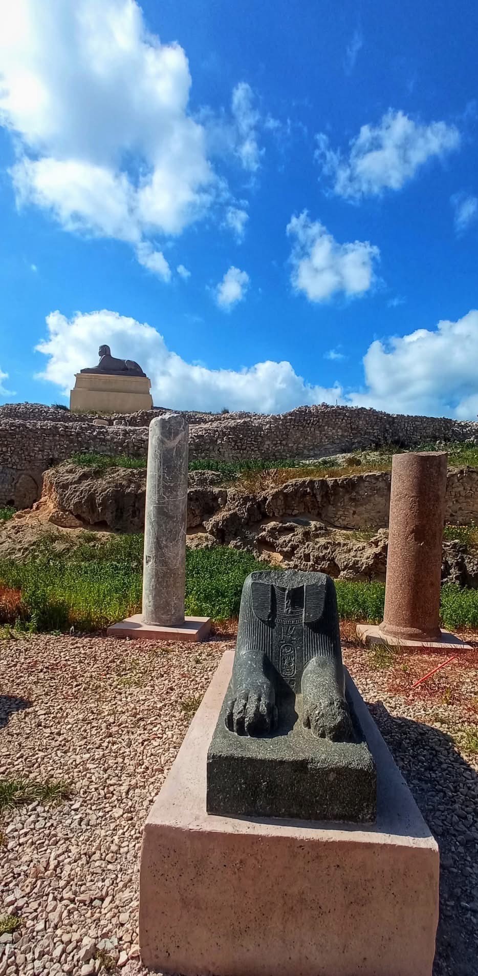 حكاية أشهر أثر رومانى بالإسكندرية.. عامود الصوارى شيده السكندريون تخليدا للإمبراطور دقلديانوس.. أعلى نصب تذكارى فى العالم منذ 27م.. أسماه العرب نسبة لصارى المراكب.. وخبير: مصنوع من الجرانيت الأغلى بالعالم.. صور حكاية أشهر أثر رومانى بالإسكندرية.. عامود الصوارى شيده السكندريون تخليدا للإمبراطور دقلديانوس.. أعلى نصب تذكارى فى العالم منذ 27م.. أسماه العرب نسبة لصارى المراكب.. وخبير: مصنوع من الجرانيت الأغلى بالعالم.. صور