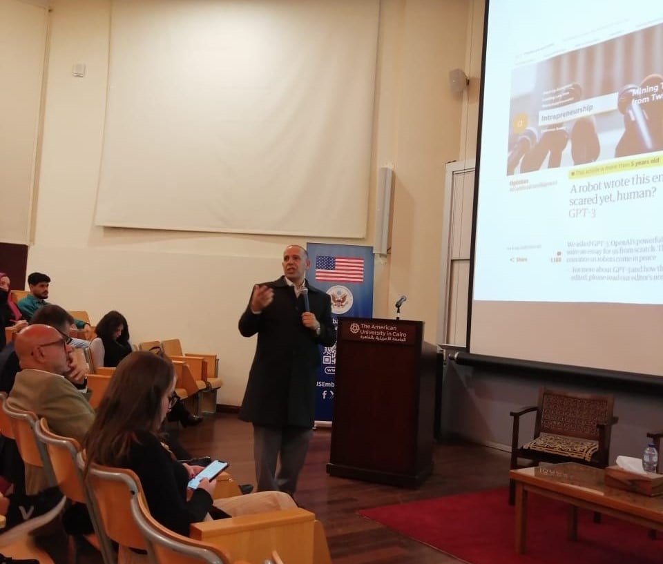 السفارة الأمريكية بالقاهرة تطلق سلسلة برامج عن الذكاء الاصطناعي (1)